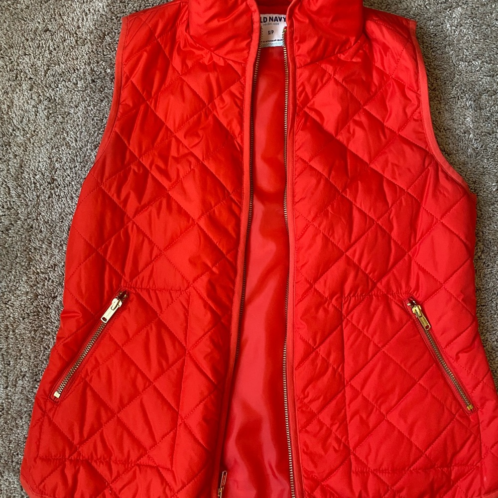 Old Navy lightweight vest